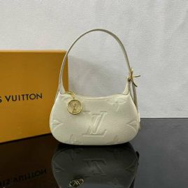 Picture of LV Lady Handbags _SKUfw141089998fw
